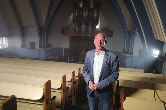 KRO-NCRV Petrus in het land: Wandelen met God