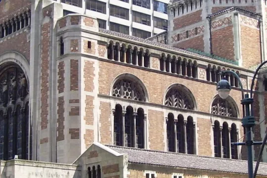 St. Bart’s, Manhattan (Wikimedia Commons)