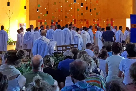 Taizé praise