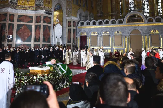 Uitvaartliturgie voor patriarch Irenej van Servië