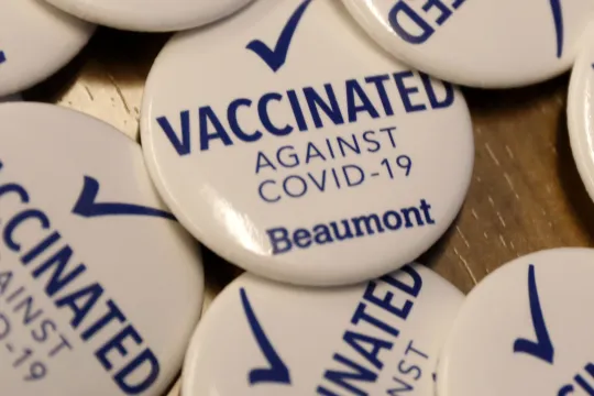 vaccinated corona 15 december 2020