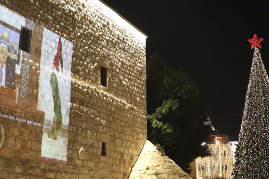 Projectie op Geboortekerk kersttoespraak Bethlehem 24 december 2020