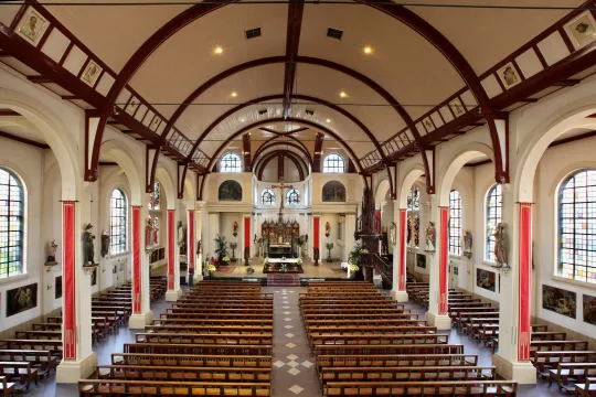Vincentiuskerk Volendam interieur
