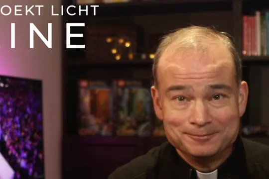 Roderick Zoekt Licht Online