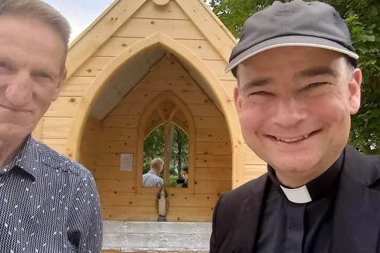 Mobiele kapel en Ad Schenk
