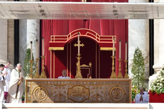 Pope Francis (3rdL) walks to the altar during his inauguration mass at St Peter's square on March 19, 2013 at the Vatican. World leaders flew in for Pope Francis's inauguration mass in St Peter's Square on Tuesday where Latin America's first pontiff will receive the formal symbols of papal power. AFP PHOTO / VINCENZO PINTO