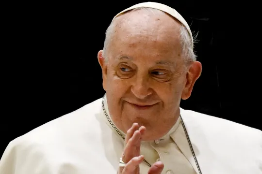 Pope Francis arrives for the weekly general audience on February 28, 2024 at Paul-VI hall in The Vatican. Tiziana FABI / AFP