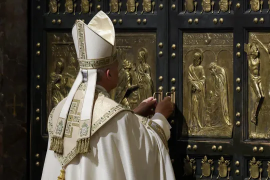 Pope Leo XIV closes the Holy Door of St. Peter’s Basilica on the Feast of the Epiphany, marking the official end of the Jubilee Year 2025, in Vatican City, 06 January 2026. EPA/YARA NARDI/ POOL