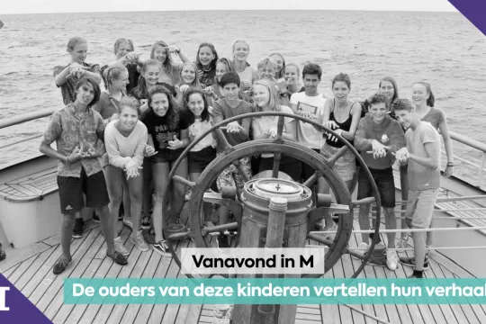 Leerlingen op het Friese zeilschip Wylde Swan