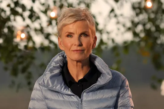 voor_wie_steek_jij_een_kaarsje_op_-_anita_witzier