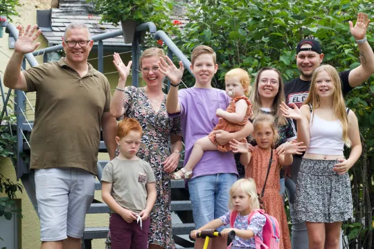 Een familie buiten