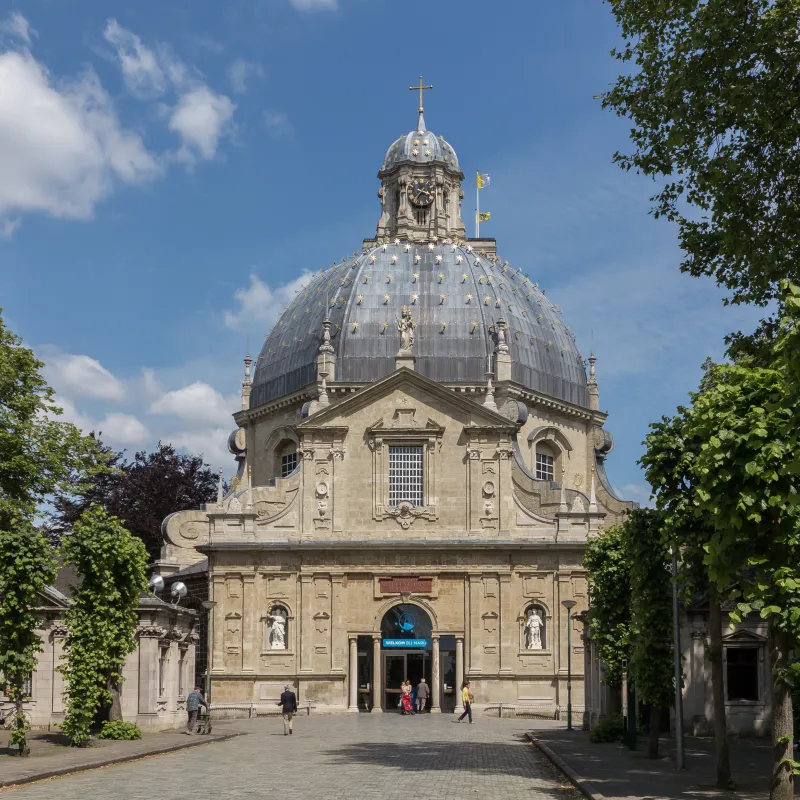 29_mei_-_hemelvaartsdag_-_onze-lieve-vrouwebasiliek_scherpenheuvel_belgi.jpg