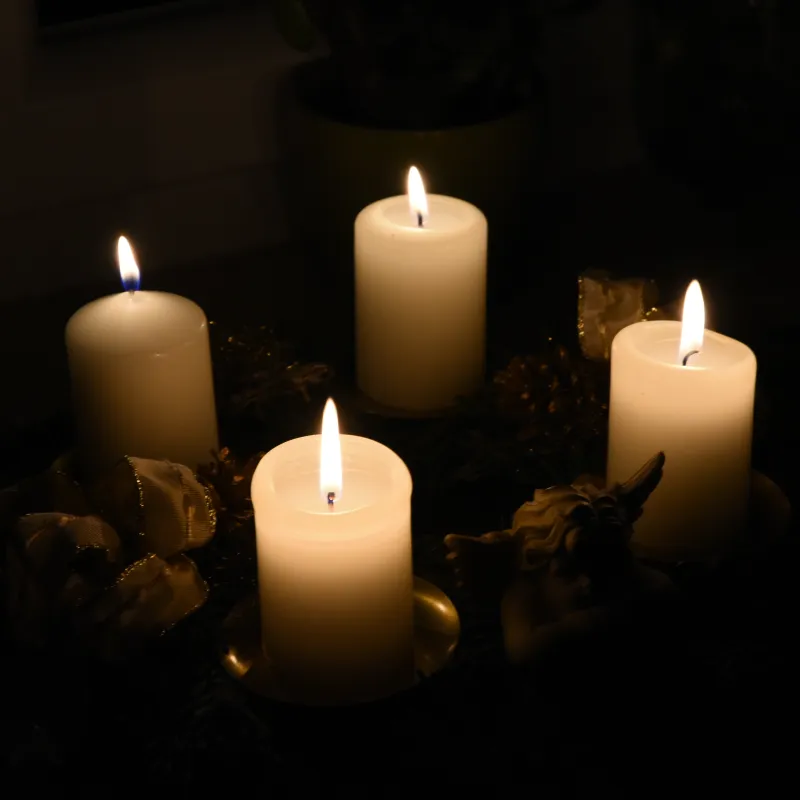4_brandende_adventskaarsen