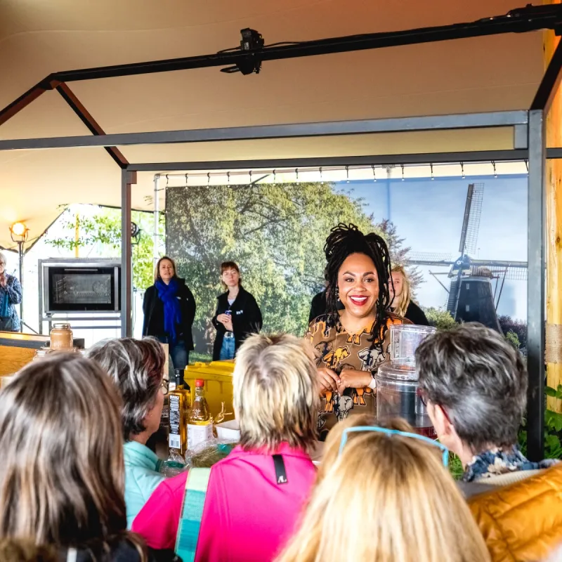 Kookworkshop Sharon op het BinnensteBuiten Festival 2022 | Foto - Jorn Baas