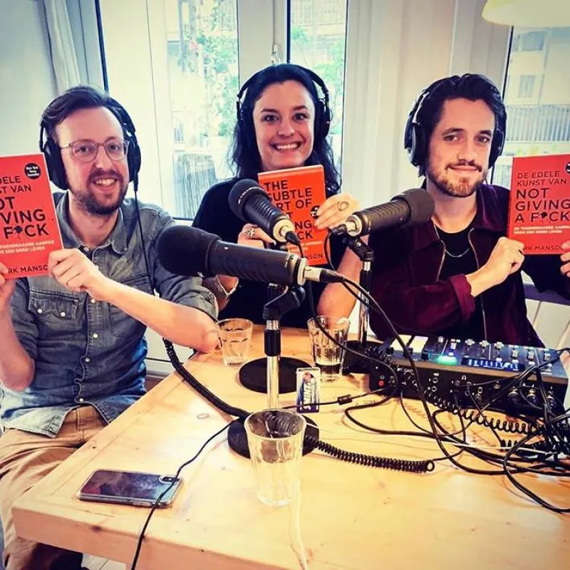 Eva Koreman bij de zelfhulpboekenclub