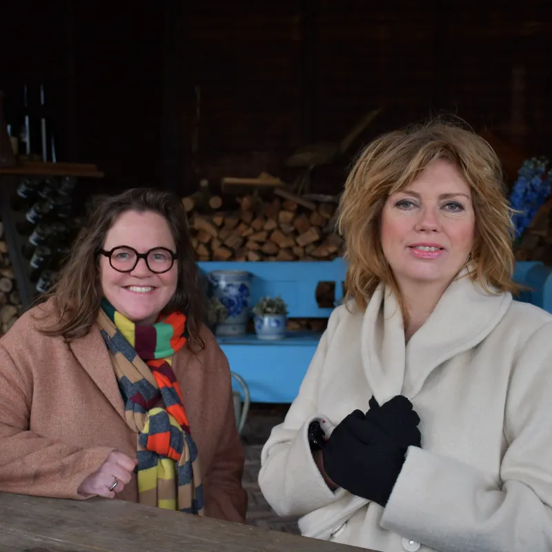 Annemiek Schrijver en Anjet van Linge