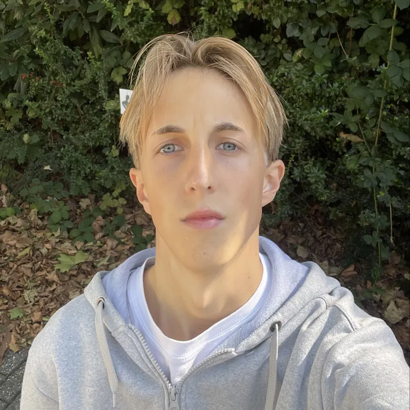 Joep doorbreekt een taboe door te praten over zijn anorexia 