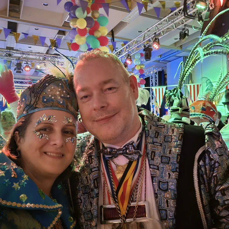 Marc en Silvia vieren carnaval - Carnavalshart 