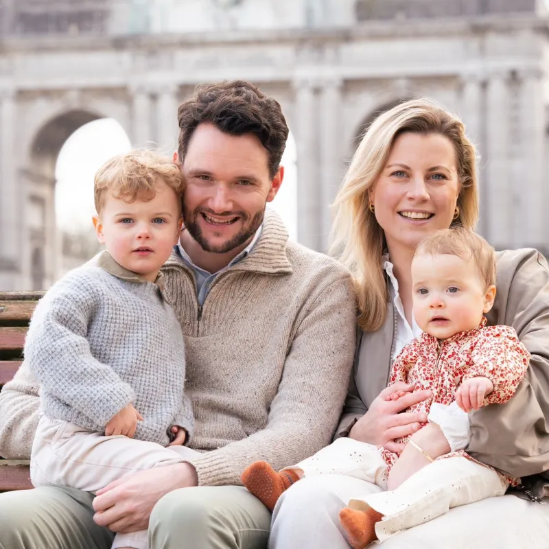 Yoeri en zijn vrouw Annemarie met hun kinderen 