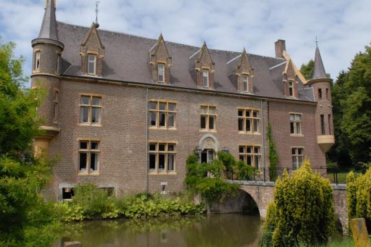 Kasteel Terworm en ruïne Eyckholt - Limburg Kasteel Terworm en ruïne Eyckholt - Limburg
