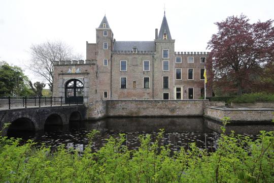 Slot Haamstede - 5.5 kilometer - Zeeland Slot Haamstede - 5.5 kilometer - Zeeland