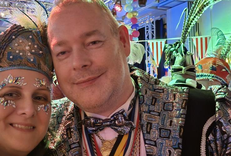 Marc en Silvia vieren carnaval - Carnavalshart 