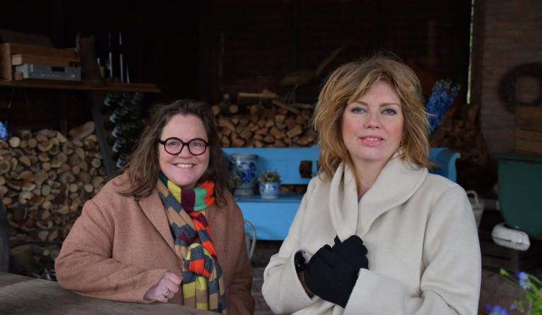 KRO-NCRV's De verwondering Annemiek Schrijver en Anjet van Linge