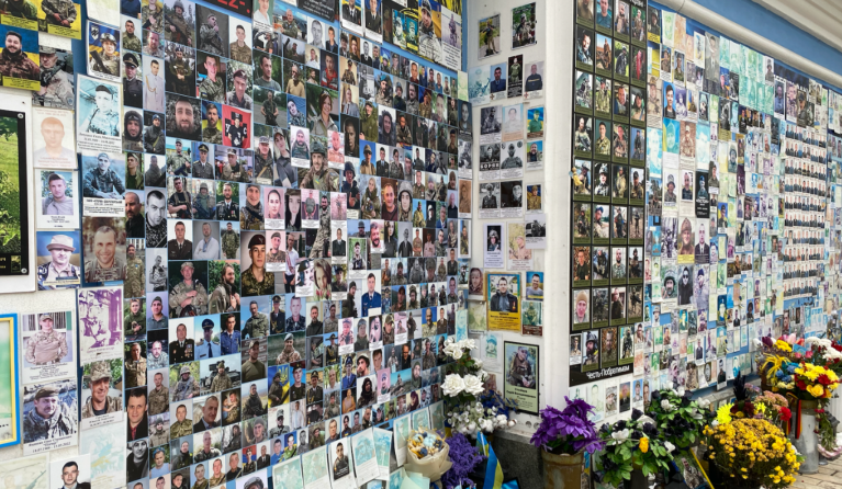 KRO-NCRV Kruispunt: Tussen hoop en vrees