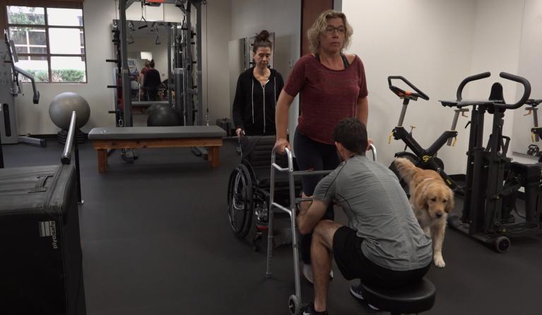 NPO Doc_Dwars_Katelijne_Therapy_USA.jpg