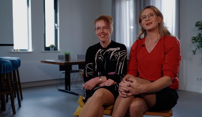 KRO-NCRV Kruispunt - Haar man wordt een vrouw