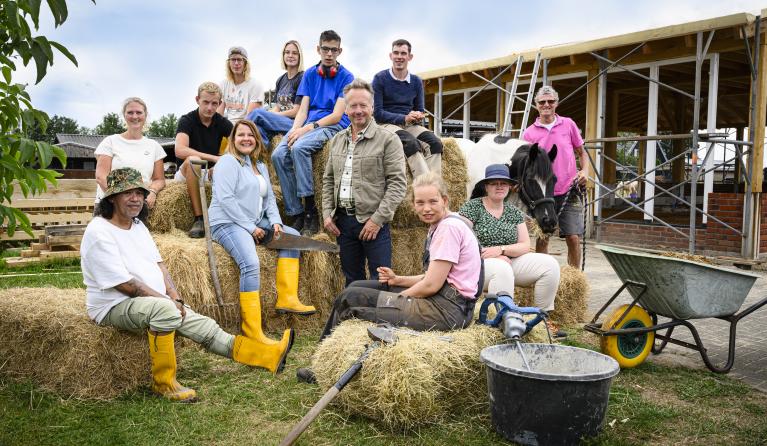 KRO-NCRV - Out of office - Annemieke van der Togt 1.jpg