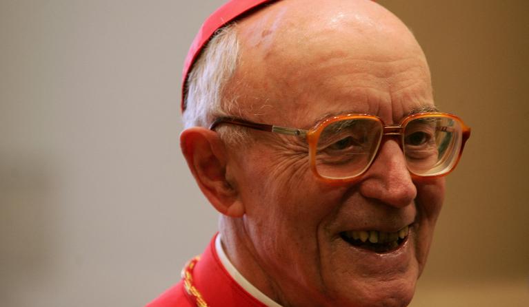 Newly appointed cardinal Albert Vanhoye of France is pictured during the traditionnal courtesy visit, 24 March 2006 in Vatican, at the consistory. Fifteen new cardinals, including 12 who are likely to elect his successor, are elevated to the status of cardinal. AFP PHOTO / PATRICK HERTZOG 