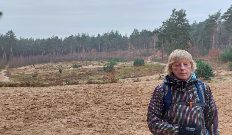 Anneke Berkhout in de natuur