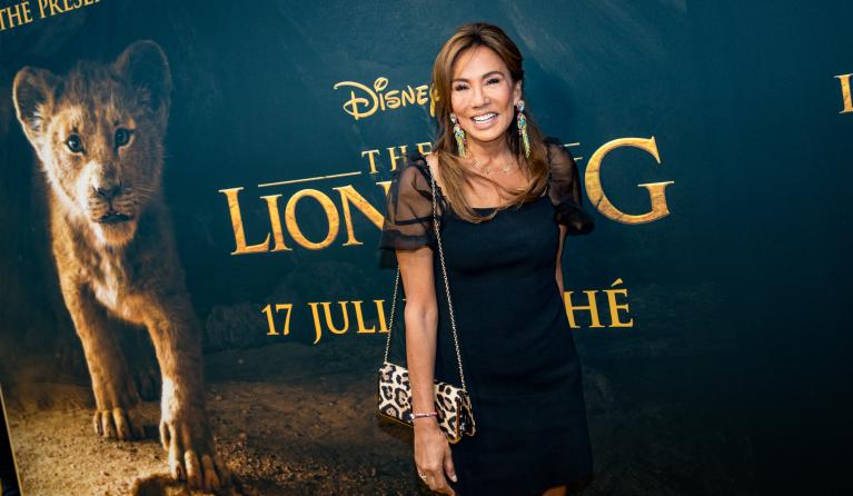 patty brard op een feestje