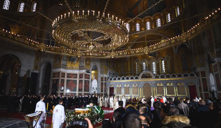 Uitvaartliturgie voor patriarch Irenej van Servië