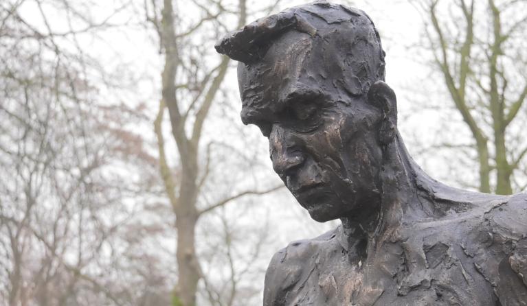 Beeld Titus Brandsma Dokkum - Geloofsgesprek 13-2-2022