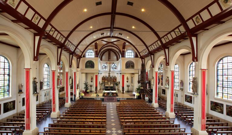 Vincentiuskerk Volendam interieur