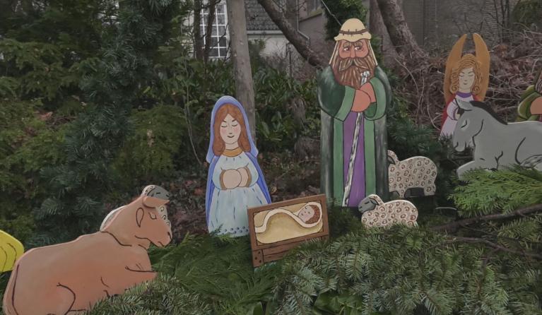 Kerststal tuin Nicolaaskerk Baarn