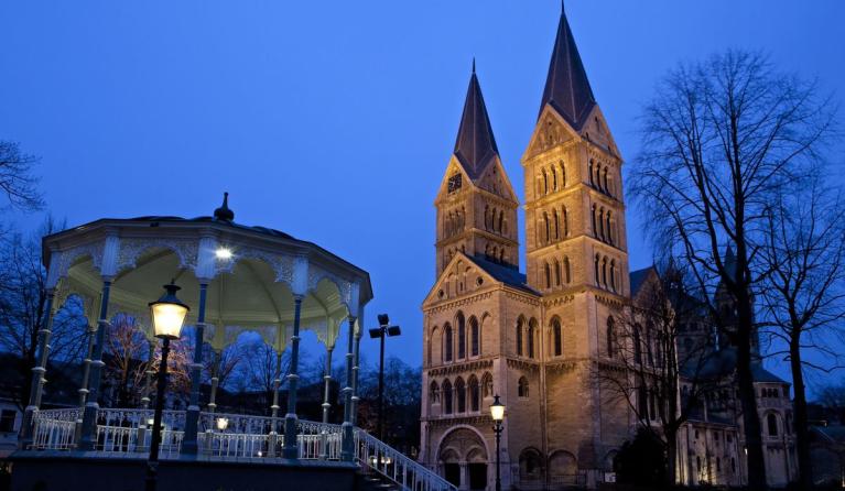 Munsterplein in de schemering