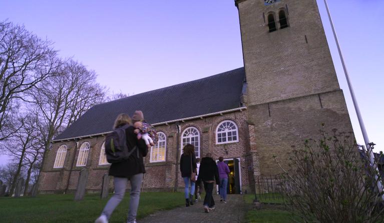 Nederland geeft thuis