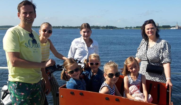 De familie Adema met de kinderen