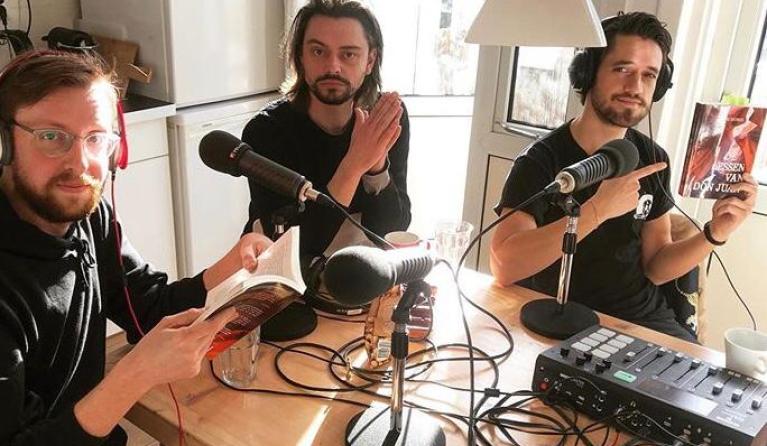 stefano keizers te gast bij de zelfhulpboekencub