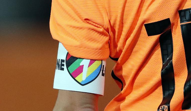 OneLove-aanvoerdersband