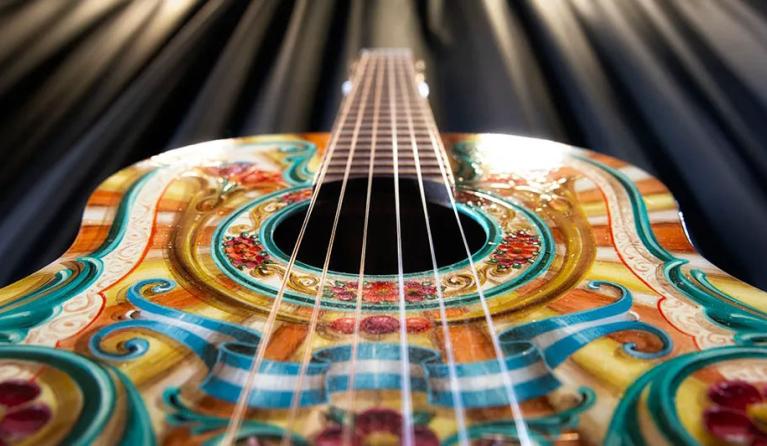 chitarra Jovanotti