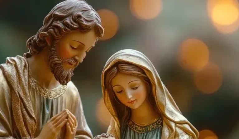 Beelden van jozef en Maria met geboorte Jezus