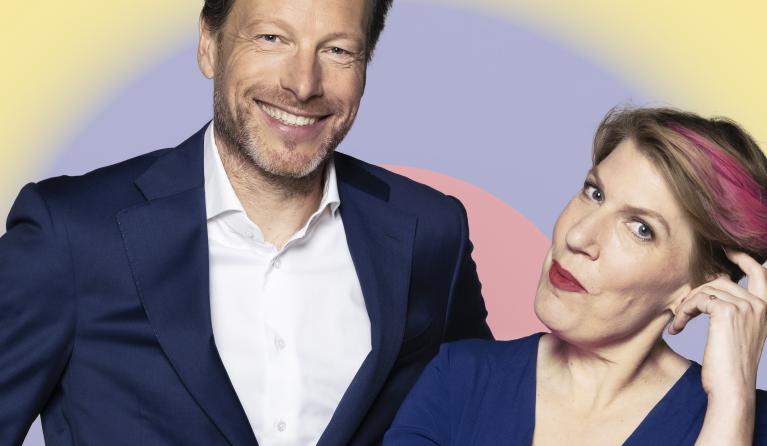 Man en vrouw lachend