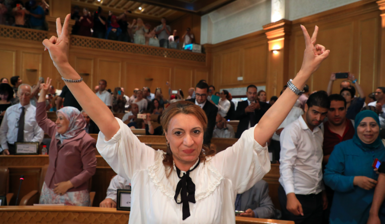 Souad Abderrahim is de nieuwe burgemeester van Tunis