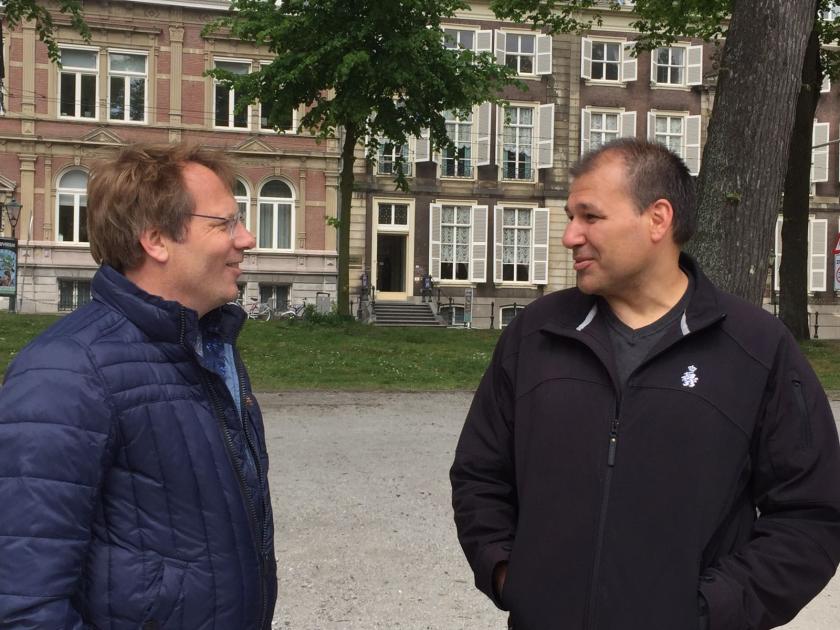 De Reünie: De noodlottige parachutesprong van Paul. Patrick en de parachutespringer