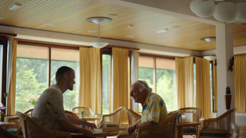 KRO-NCRV ident - opa RGB