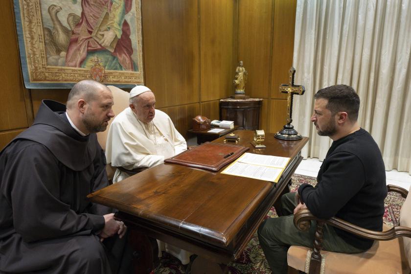 This photo taken and issued as a handout on May 13, 2023 by the Vatican Media shows Pope Francis meeting with Ukrainian President Volodymyr Zelensky during a private audience in The Vatican. Ukrainian President Volodymyr Zelensky arrived in Rome on May 13 for meetings with President of Italy Sergio Mattarella, Prime Minister Giorgia Meloni and Pope Francis in his first visit to Italy since Russia's invasion. Handout / VATICAN MEDIA / AFP This photo taken and issued as a handout on May 13, 2023 by the Vatican Media shows Pope Francis meeting with Ukrainian President Volodymyr Zelensky during a private audience in The Vatican. Ukrainian President Volodymyr Zelensky arrived in Rome on May 13 for meetings with President of Italy Sergio Mattarella, Prime Minister Giorgia Meloni and Pope Francis in his first visit to Italy since Russia's invasion. Handout / VATICAN MEDIA / AFP